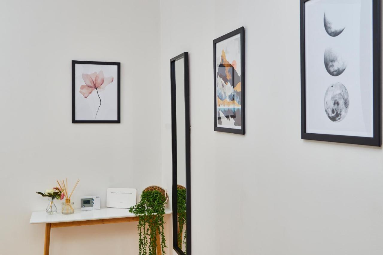 Appartamento Stunning City Centre 3 Bed, 3 Bath - Sleeps 8! Leeds  Esterno foto