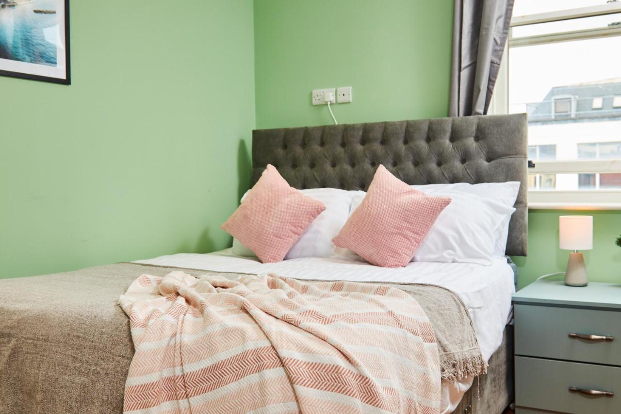 Appartamento Stunning City Centre 3 Bed, 3 Bath - Sleeps 8! Leeds  Esterno foto